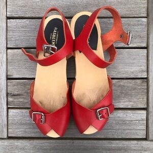 Swedish Hasbeens Red//wooden clog sandals
